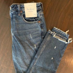 NWT - Abercrombie and Fitch The Skinny High Rise